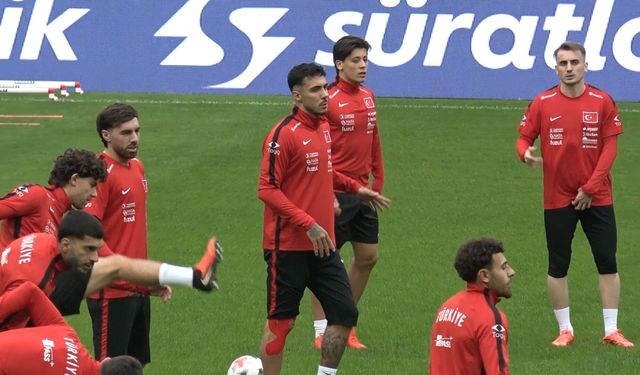A Milli Takım, İtalya maçı öncesi son antrenmanını yaptı