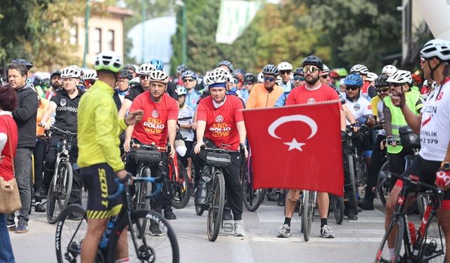 Başkan Erkan Aydın farkındalık için pedal çevirdi