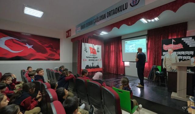 İnegöl Belediyesi’nden öğrencilere hayvan sevgisi ve doğru yaklaşım eğitimi