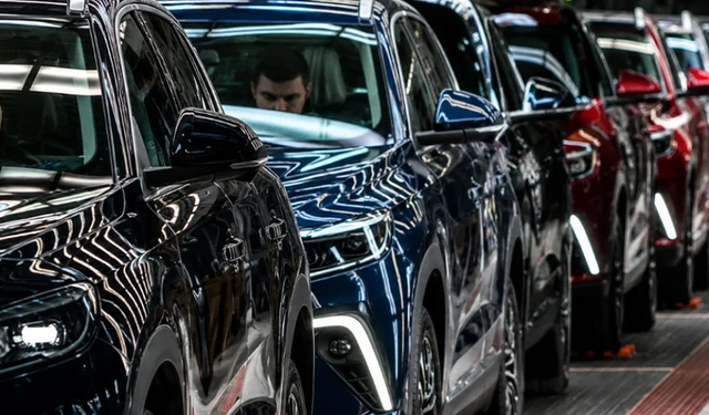 Otomotiv ihracatı ağustosta 2,8 milyar dolara yaklaştı