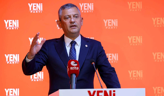 YENİ Parti Genel Başkanı Özgür Özel "7 Söz"le yeni sloganlarını açıkladı