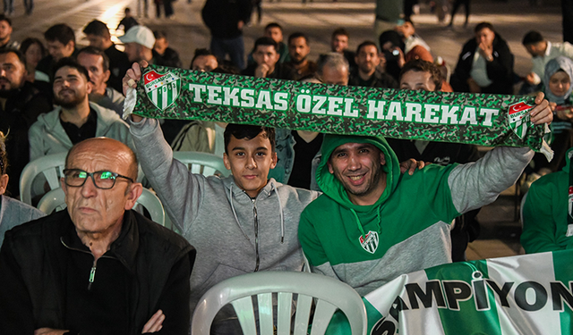 Osmangazi Meydanı’nda yeşil-beyaz coşku
