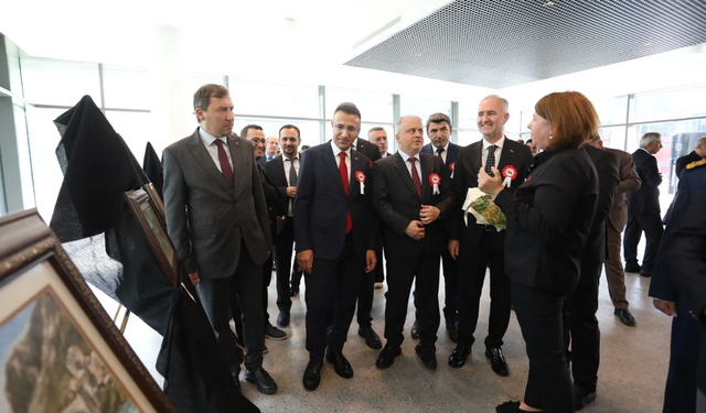 İnegöl’de Cumhuriyet Coşkusu goblen sanatıyla buluştu