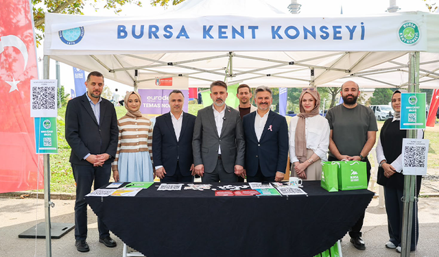 Bursa'da üniversitelilere 'Hoş geldin' şöleni