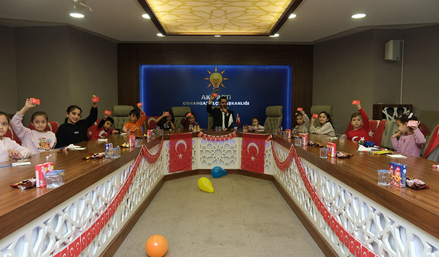 AK Parti Osmangazi'den 29 Ekim'e anlamlı etkinlik