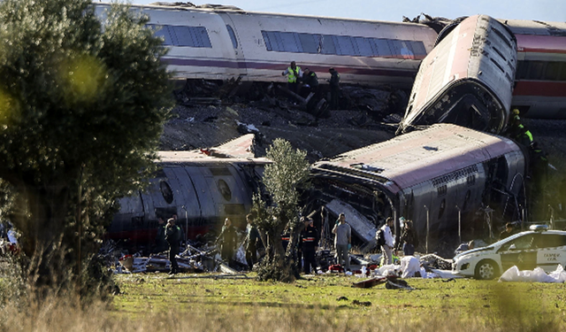 İspanya’daki tren faciasında can kaybı 69’a, yaralı sayısı 98’e yükseldi