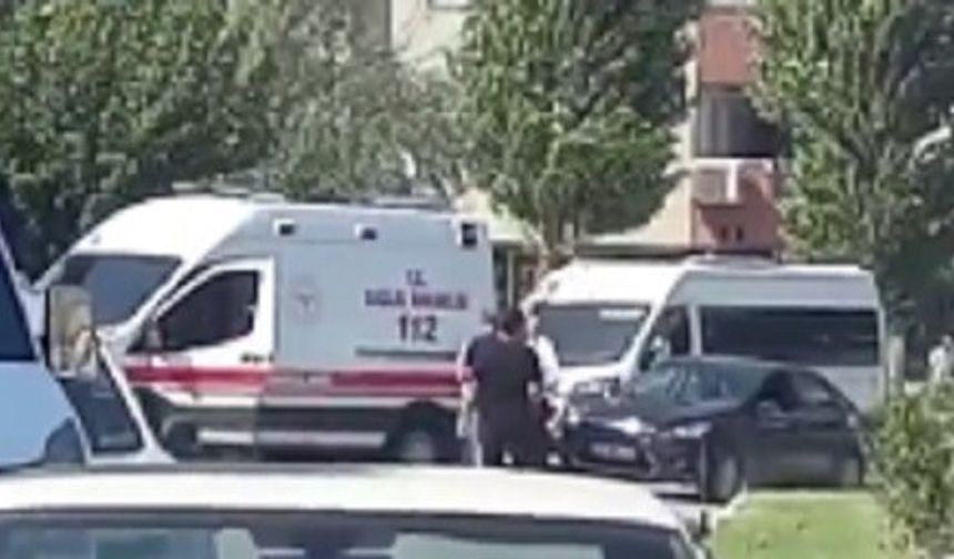  İzmir'de hastane önünden ambulans çalındı