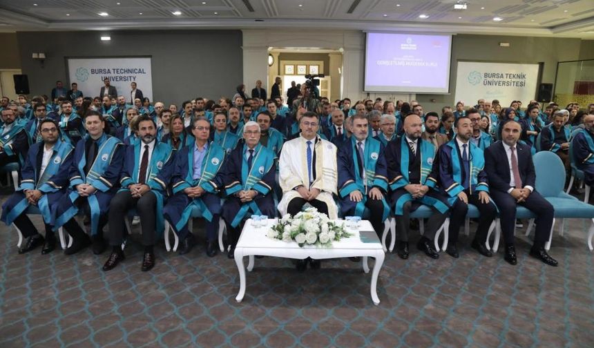 Rektör Çağlar: “Ne kadar sahadaysak o kadar güçlüyüz”