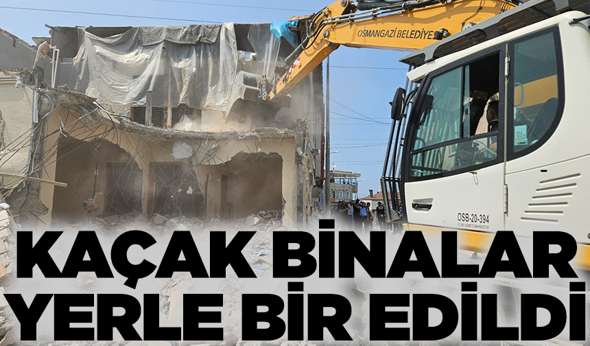 İki katlı kaçak bina yıkıldı