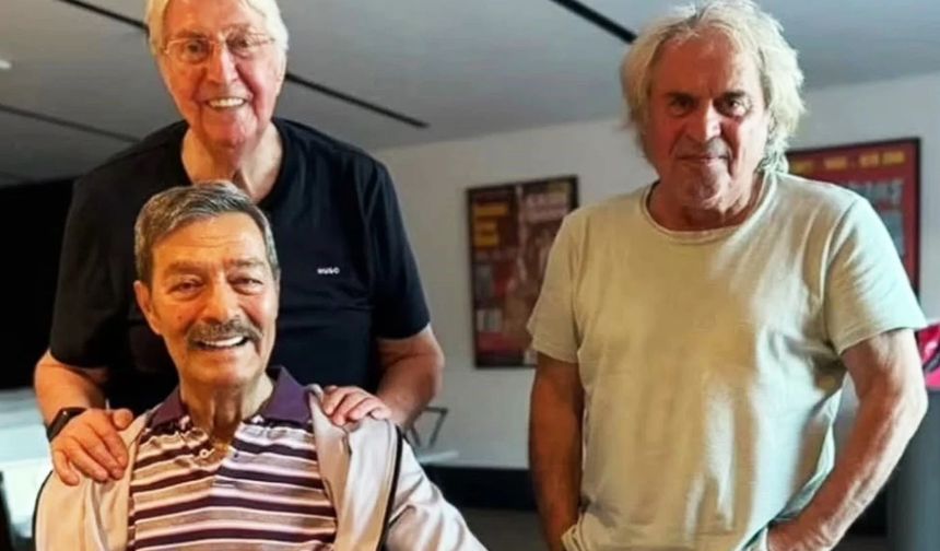 Uzun zamandır tedavi gören usta oyuncu Kadir İnanır'ın son hali ortaya çıktı