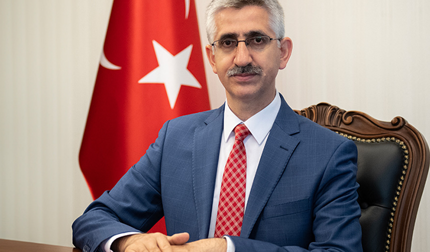 Milli Eğitim Bakan yardımcısı Nazif Yılmaz görevden alındı