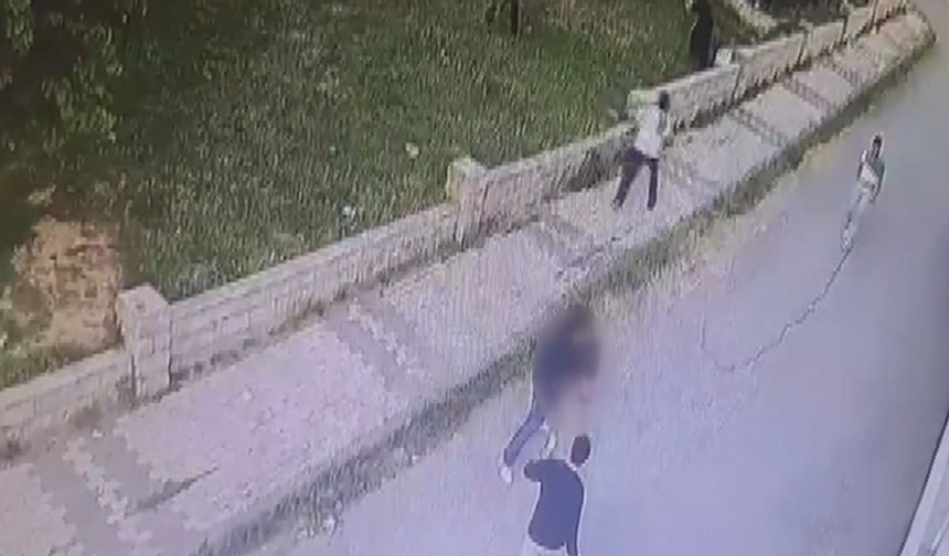 15 yaşındaki Abdulbaki'nin öldüğü bıçaklı kavga kamerada
