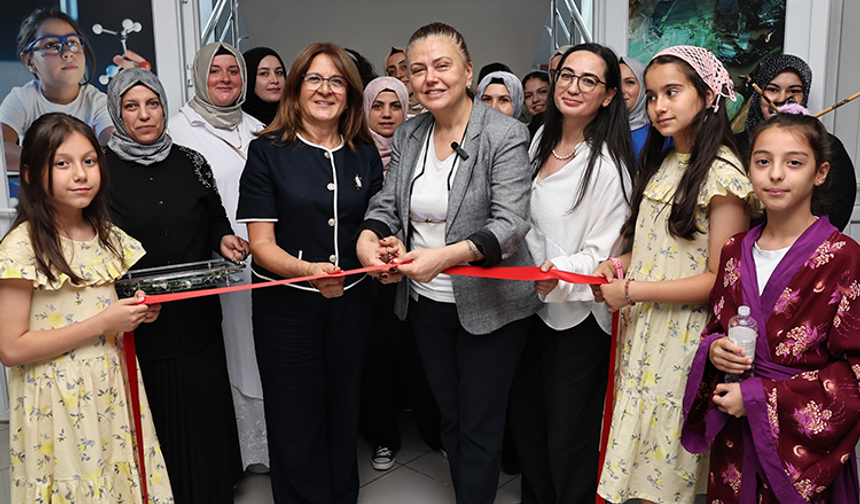 Çalı’da kadınların el emeği eserleri sergiye çıktı