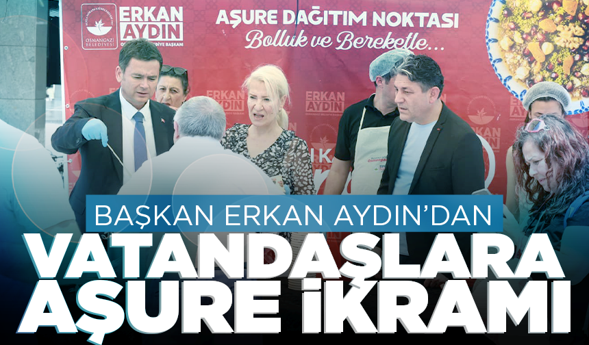 Başkan Erkan Aydın’dan vatandaşlara aşure ikramı