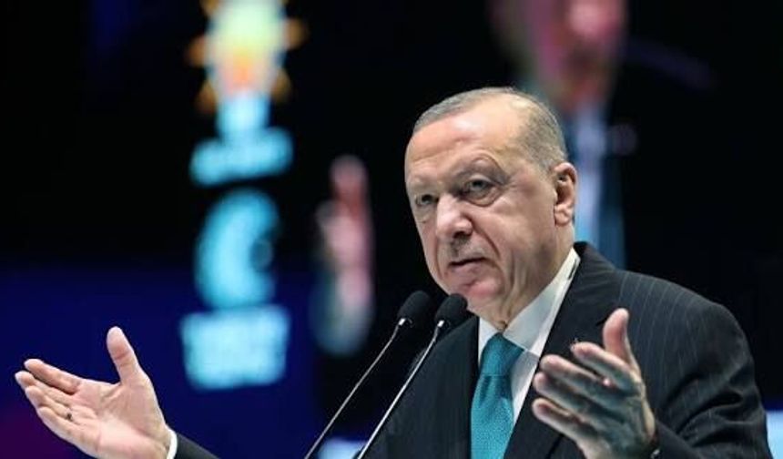Cumhurbaşkanı Recep Tayyip Erdoğan: "NATO Zirvesi'nde liderlerle mutluluğu birlikte yaşadık"