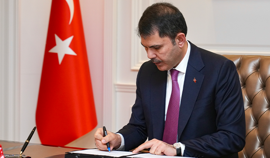 Bakan Kurum: "12 bin 800 yavru flamingo Tuz Gölü’nde yaşam buldu"