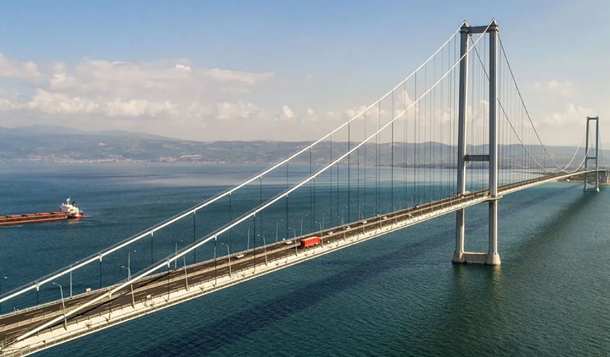 Otoyol ve köprü geçiş ücretlerine zam yapıldı