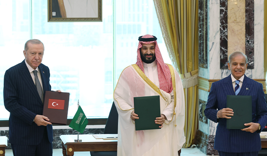 Türkiye, Suudi Arabistan ve Pakistan 'Mekke Savunma Anlaşması'nı imzaladı!