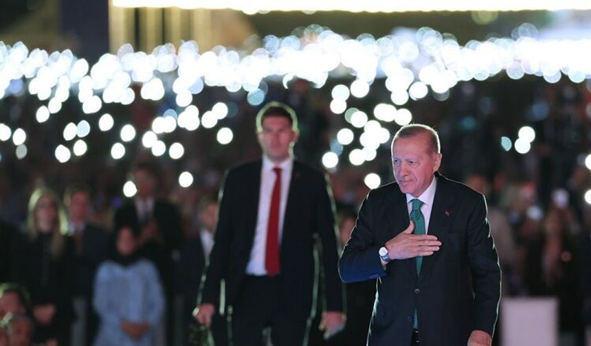 Cumhurbaşkanı Erdoğan: "Allah ömür ve sağlık verirse daha nice yıllar Türkiye'ye hizmet mücadelesi içinde olacağım"