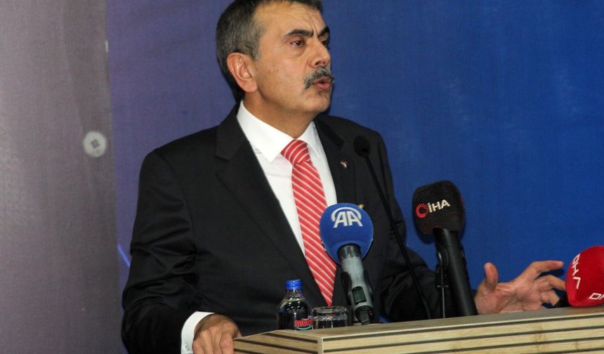 Bakan Tekin: "Siyaset üzerine düşeni yaptı, şimdi sıra millette"