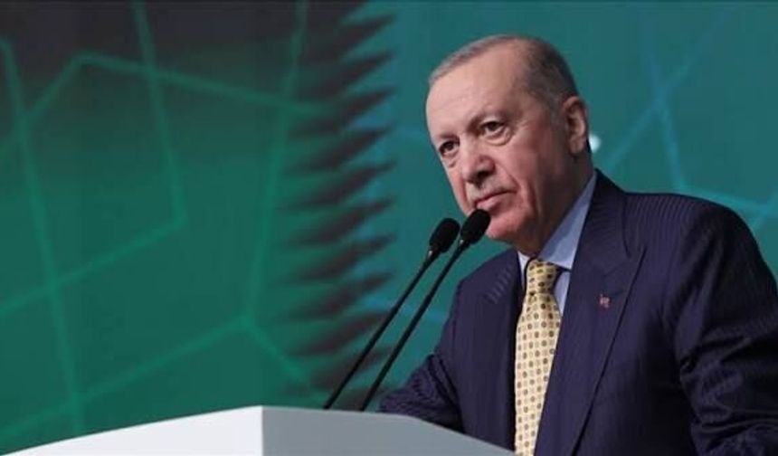 Cumhurbaşkanı Erdoğan’dan YKS Mesajı: Gençlerimizi tebrik ediyorum