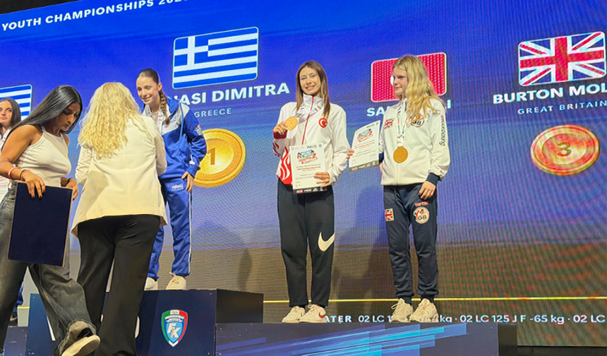 Bursalı milli sporcu Aslı Salım, İtalya’da dünya üçüncüsü oldu
