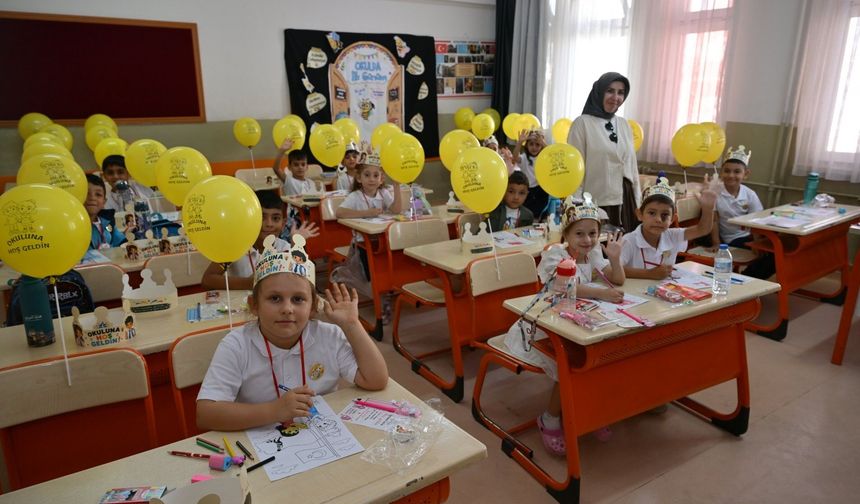 Bursa'da yeni eğitim öğretim yılı başlıyor: 598 bin öğrenci ilk ders ziliyle sınıfları dolduracak