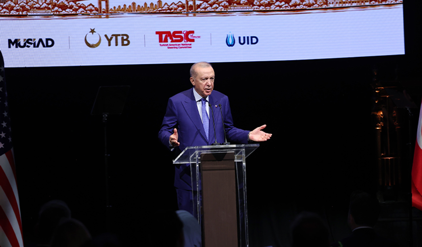 Cumhurbaşkanı Erdoğan: "Müslümanlardan entegre olmaları değil, asimile olmaları bekleniyor"