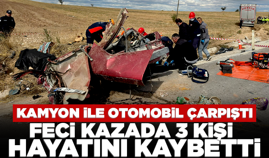 Uşak'ta otomobil demir yığınına döndü