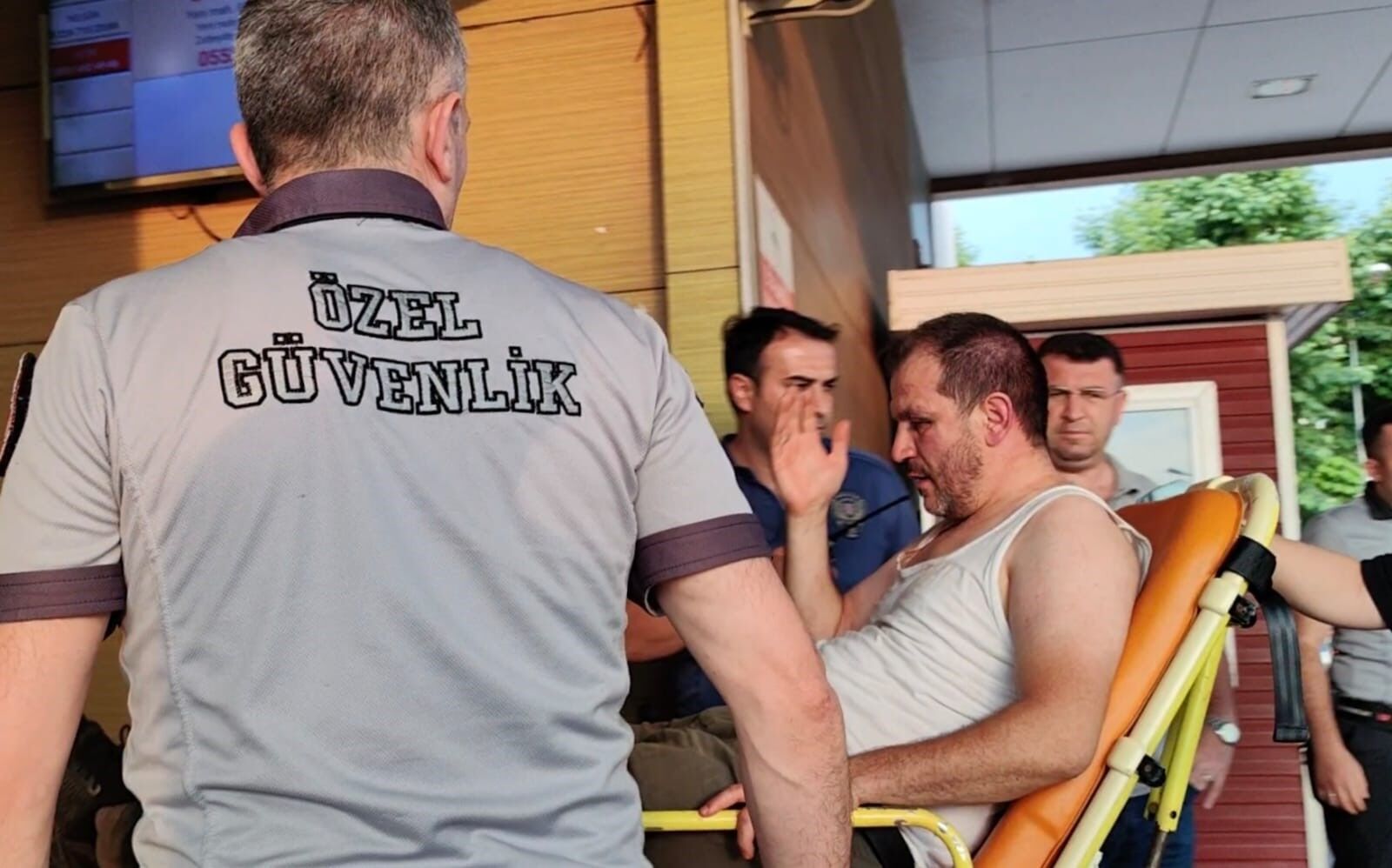 AW928415_01