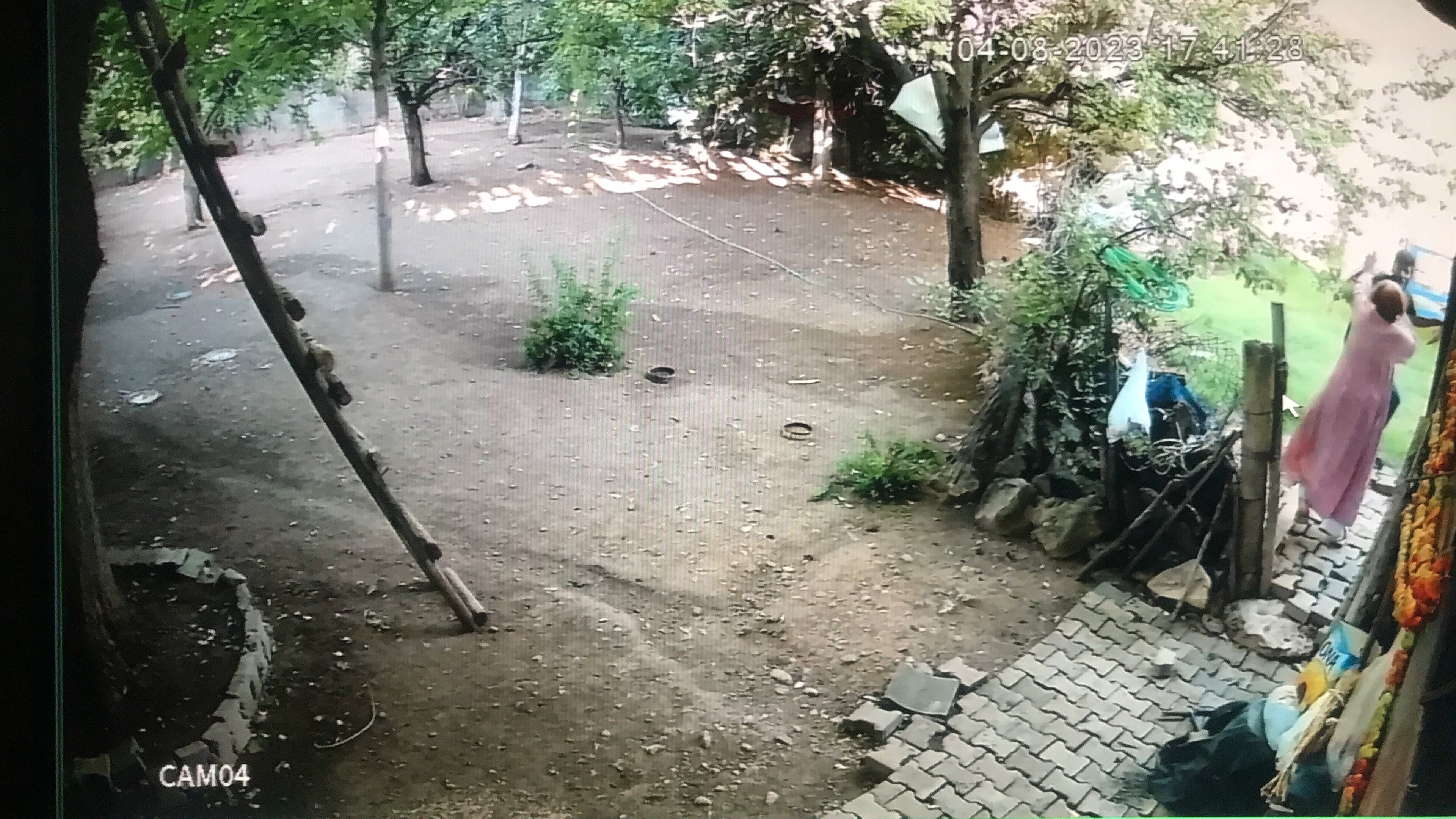 AW001906_05