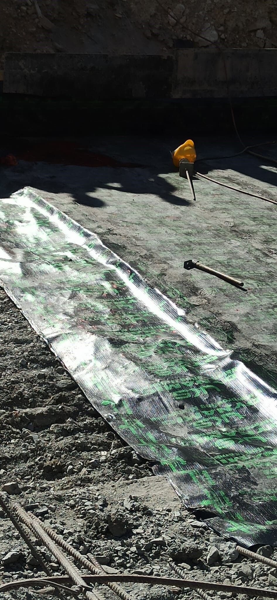AW017017_02