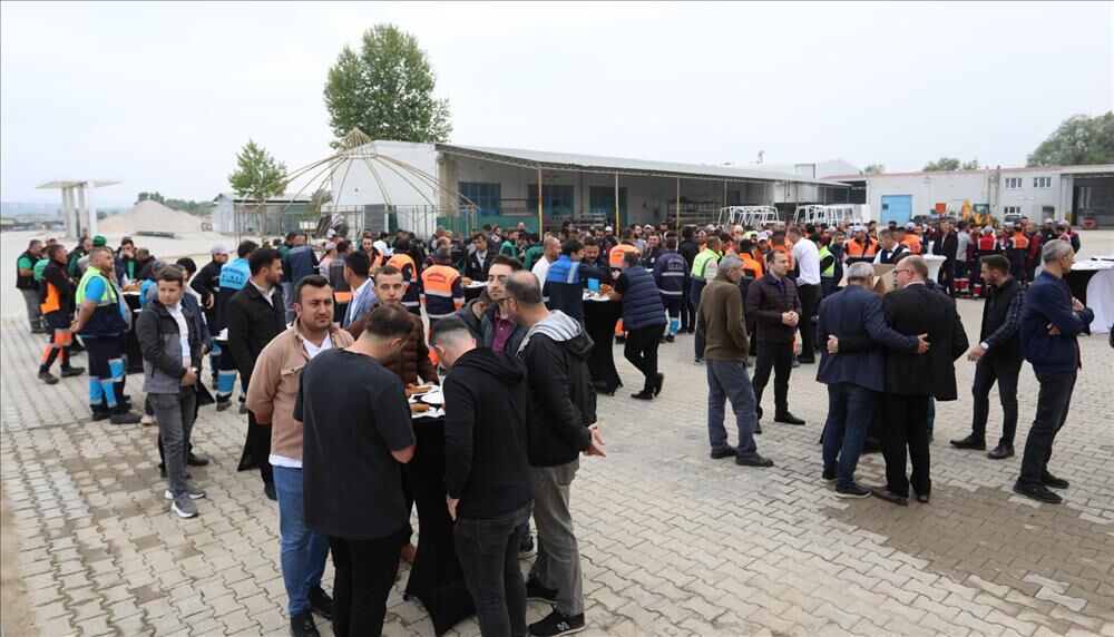 12572-tum-calisanlarimiza-emek-ve-gayretleri-icin-tesekkur-ediyorum-92df89f6-485b-4268-839b-f8c23a5ee1ac