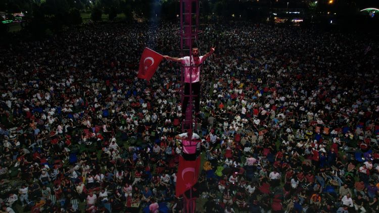 Mç6