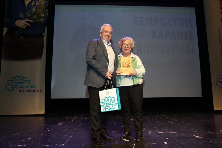 Feyza Hepçi̇li̇ngi̇rler 1