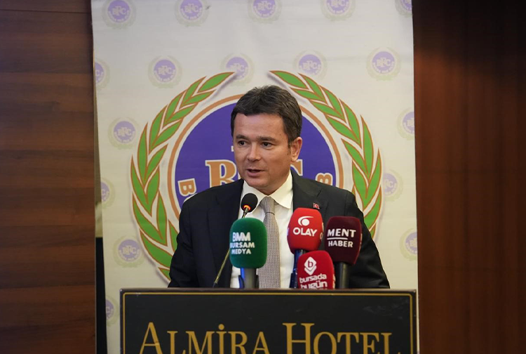 Bursa Fan Clup'te Bayrak Değişimi