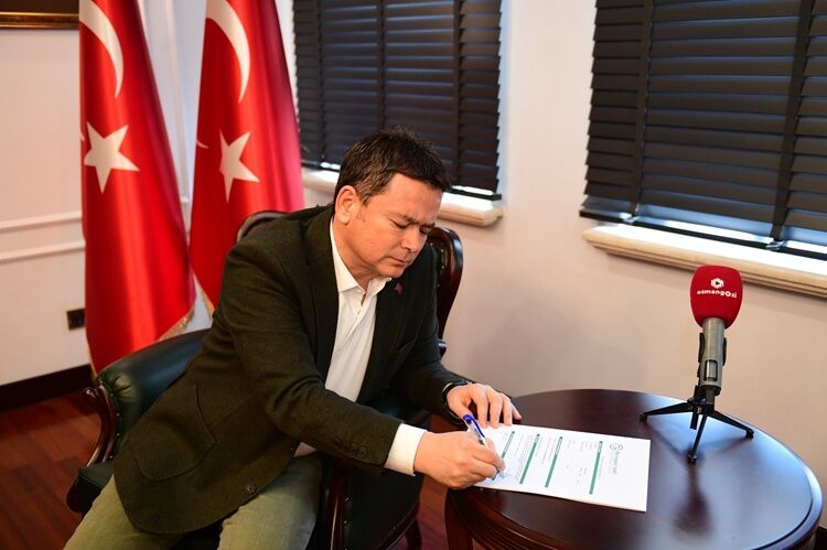 Osmangazi Belediye Başkanı Erkan Aydın, Bursaspor Vakfı Mütevelli Heyeti’ne Katıldı (10)