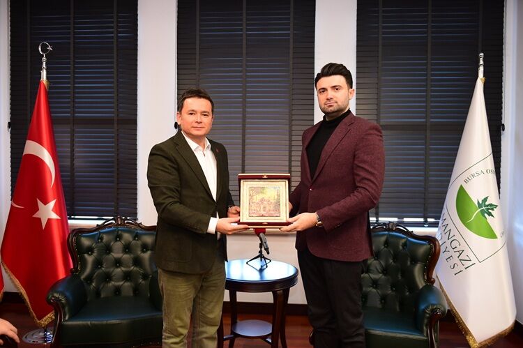 Osmangazi Belediye Başkanı Erkan Aydın, Bursaspor Vakfı Mütevelli Heyeti’ne Katıldı (7)