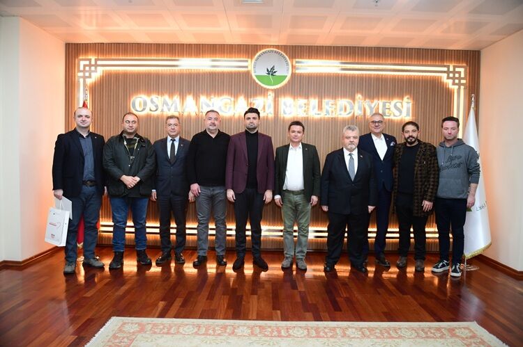 Osmangazi Belediye Başkanı Erkan Aydın, Bursaspor Vakfı Mütevelli Heyeti’ne Katıldı (8)