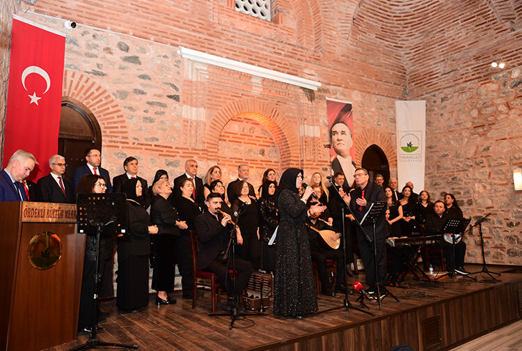 Konser1-2