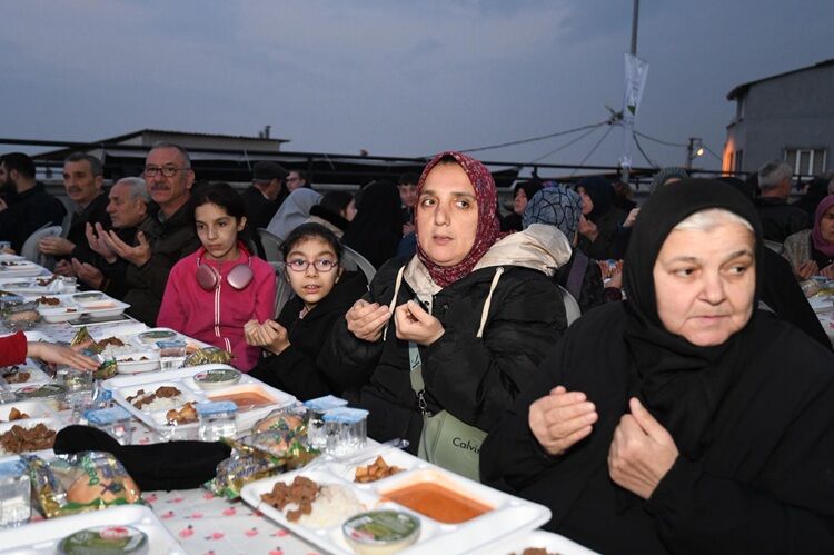 İvazpaşa Mahallesi İftar (3)