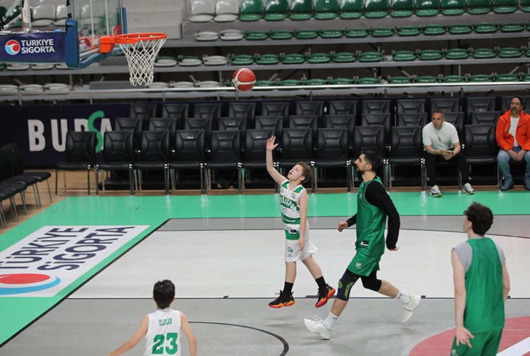Spor11
