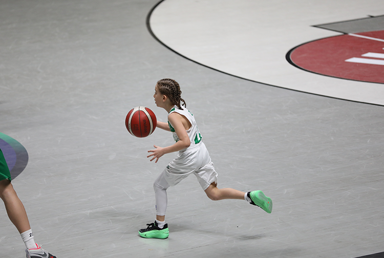 Spor9