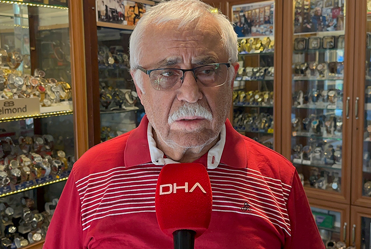 Saat3