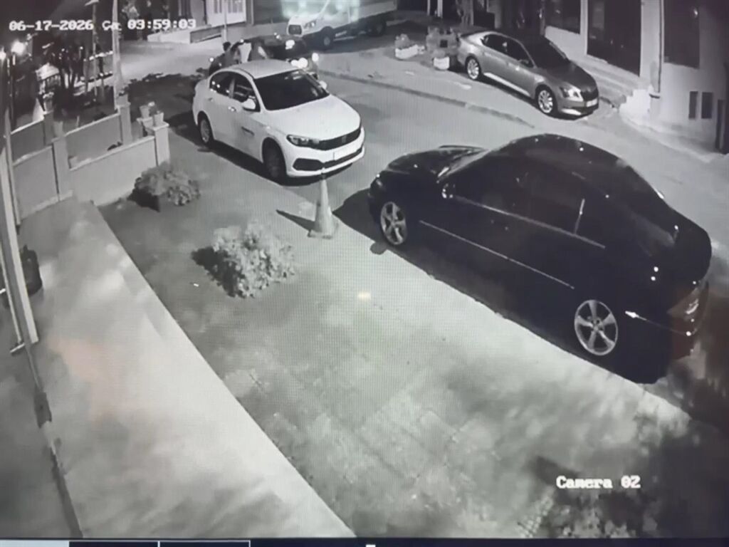 1370575