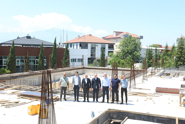 İ N E G Ö L3-23