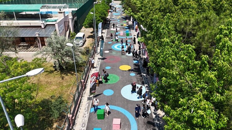 Sokaklar Çocuklar İçin Dönüştü (8)