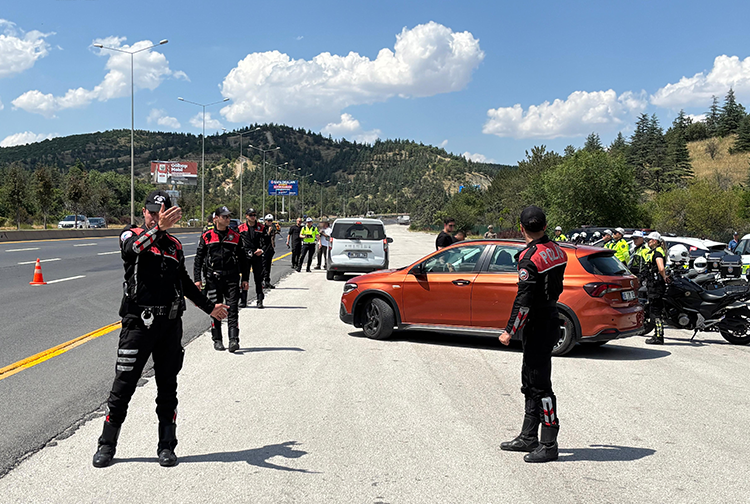 Atlı2