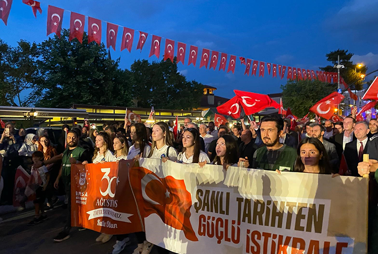 30 A Ğ U S T O S2