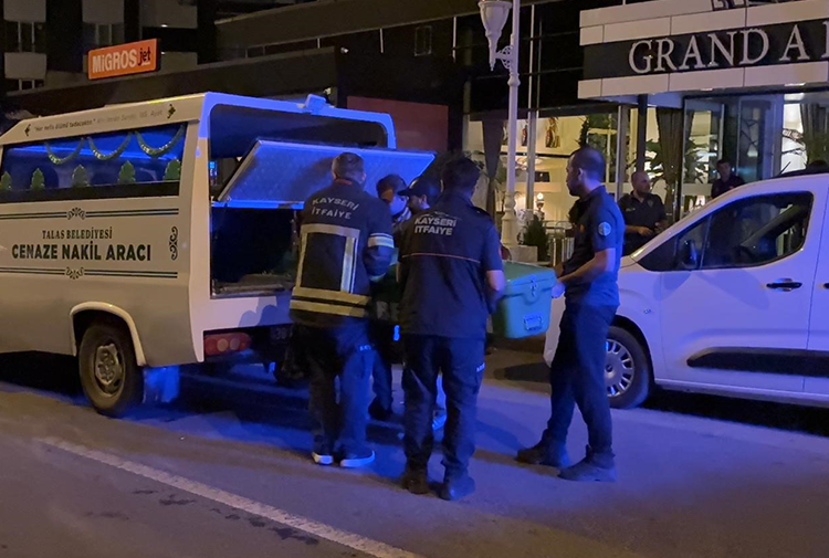 Kadın-41